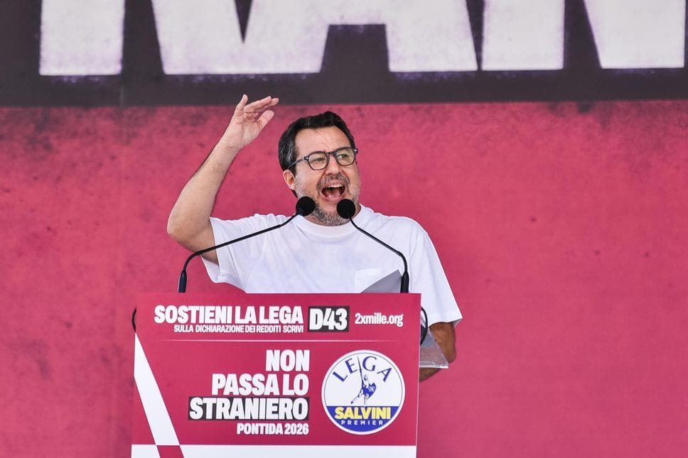 La Lega a Pontida: «Si vince uniti e la Lega è e sarà più unita che mai». Salvini: proporrò un Congresso straordinario a ottobre - Foto