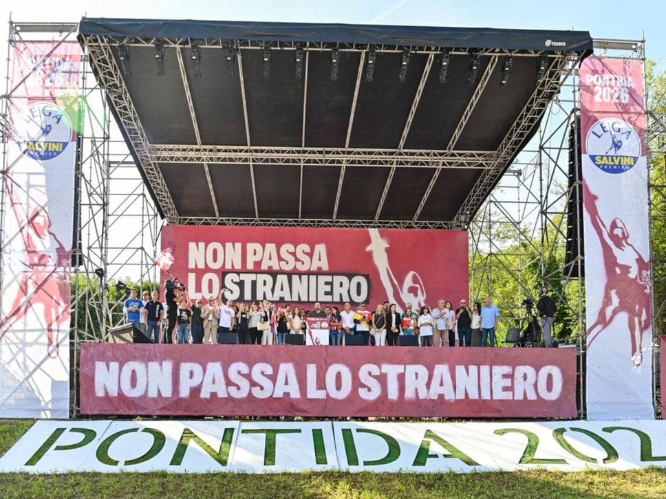 La Lega a Pontida: «Si vince uniti e la Lega è e sarà più unita che mai». Salvini: proporrò un Congresso straordinario a ottobre - Foto