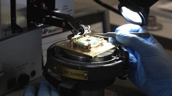 L’Europa seleziona 13 aziende per i computer quantistici del futuro