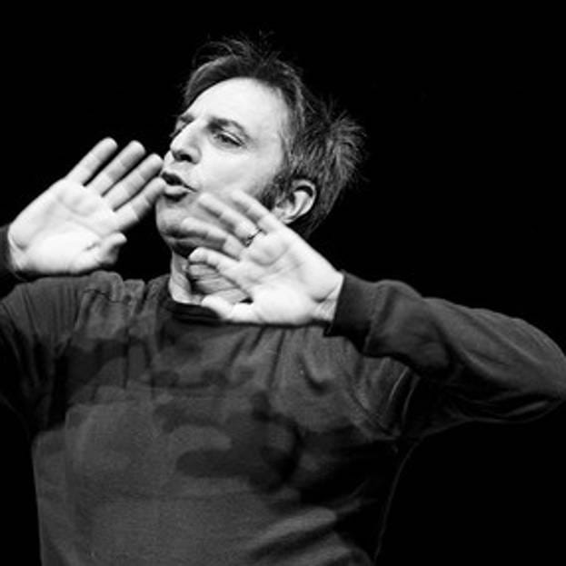 Un invito ad agire riflettendo sulla storia di Padre Puglisi grazie alla forza del teatro