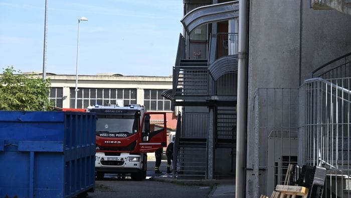 https://storage.ecodibergamo.it/media/photologue/2026/9/21/photos/cache/urgnano-incendio-in-un-magazzino-32enne-intossicato-dal-fumo_6c6fda20-b5cb-11f1-a6f5-7ef1b4b87e9a_1920_1080_v3_large_16_9.jpeg