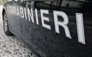 Accoltella l’ex compagna davanti al figlio Lui arrestato, la donna è gravissima