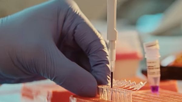 Dall'IA di Anthropic un sistema di enzimi mai visto   VIDEO