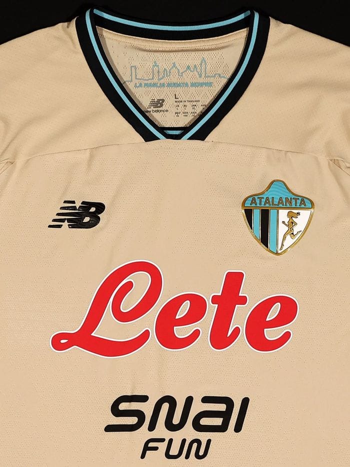 Atalanta, svelata la terza maglia ispirata a Bergamo - Foto