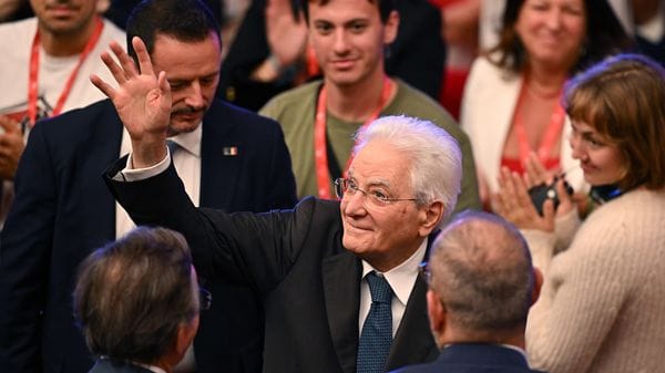 Il Quirinale corregge le esigenze politiche