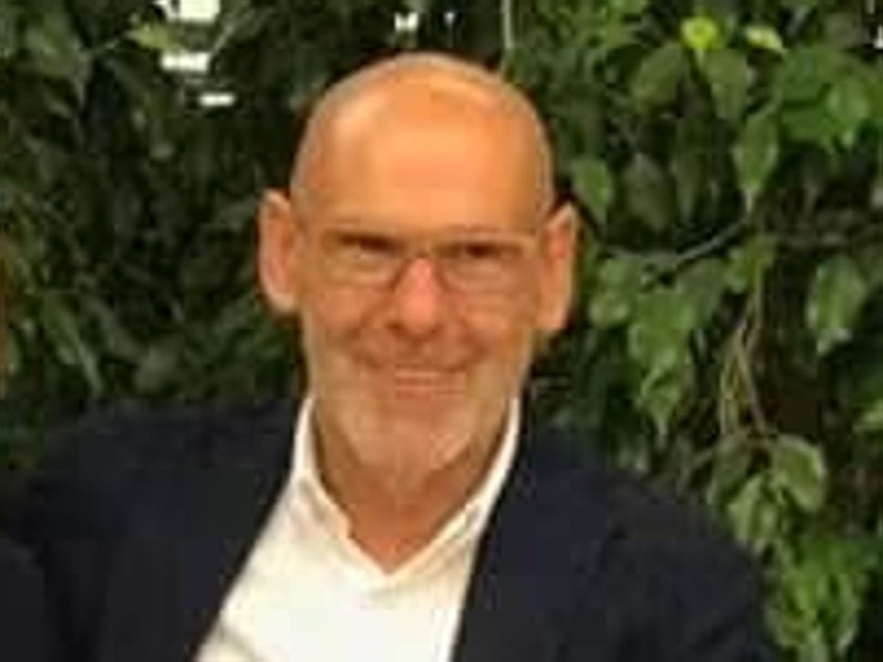 Schiacciato da una trave, sabato l’ultimo saluto: «Piccinini, uomo generoso». Migliora il 22enne ferito a Brembate
