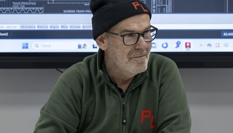 Schiacciato da una trave, sabato l’ultimo saluto: «Piccinini, uomo generoso». Migliora il 22enne ferito a Brembate