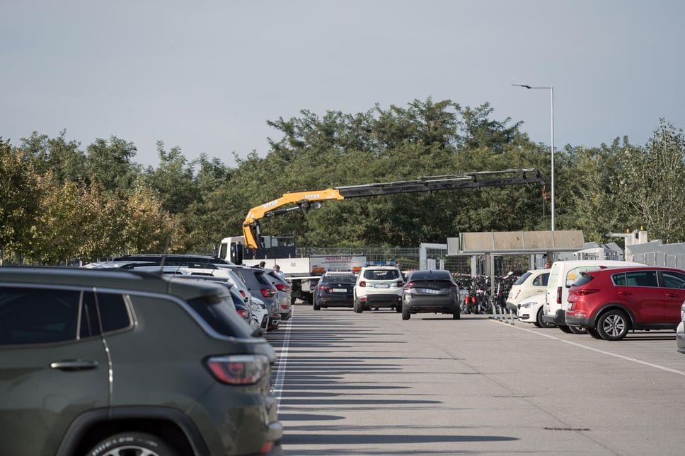 Schiacciato da una trave, sabato l’ultimo saluto: «Piccinini, uomo generoso». Migliora il 22enne ferito a Brembate