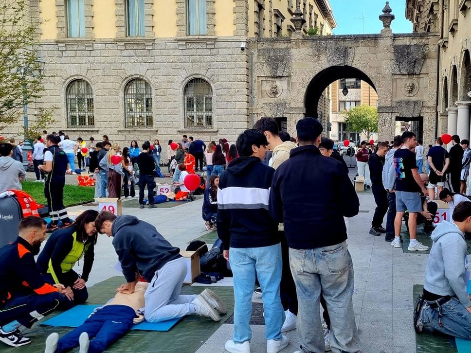 Bergamo, 500 studenti imparano le manovre che possono salvare una vita