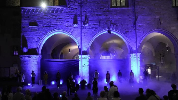 art2night centinaia di visitatori per la notte bianca dell8217arte a bergamo video da Ecodibergamo.it art2night centinaia di visitatori per la notte bianca dell8217arte a bergamo video