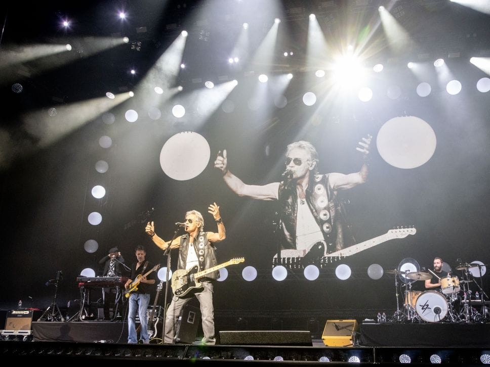 Ligabue sold out alla ChorusLife Arena: oltre 6mila fan per «Certe Notti» - Foto