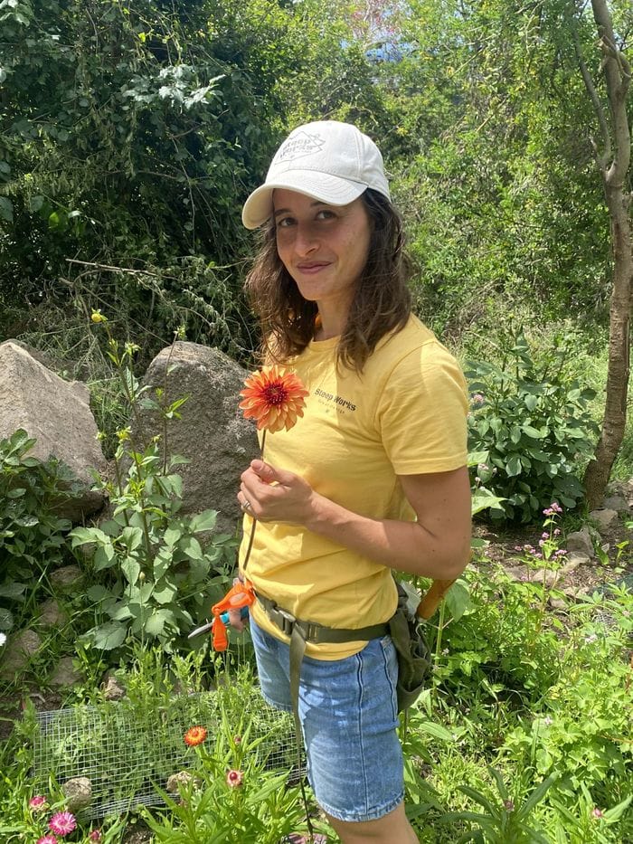 Valentina, in Nuova Zelanda vita da rocciatrice: «Ora ho una ditta specializzata»