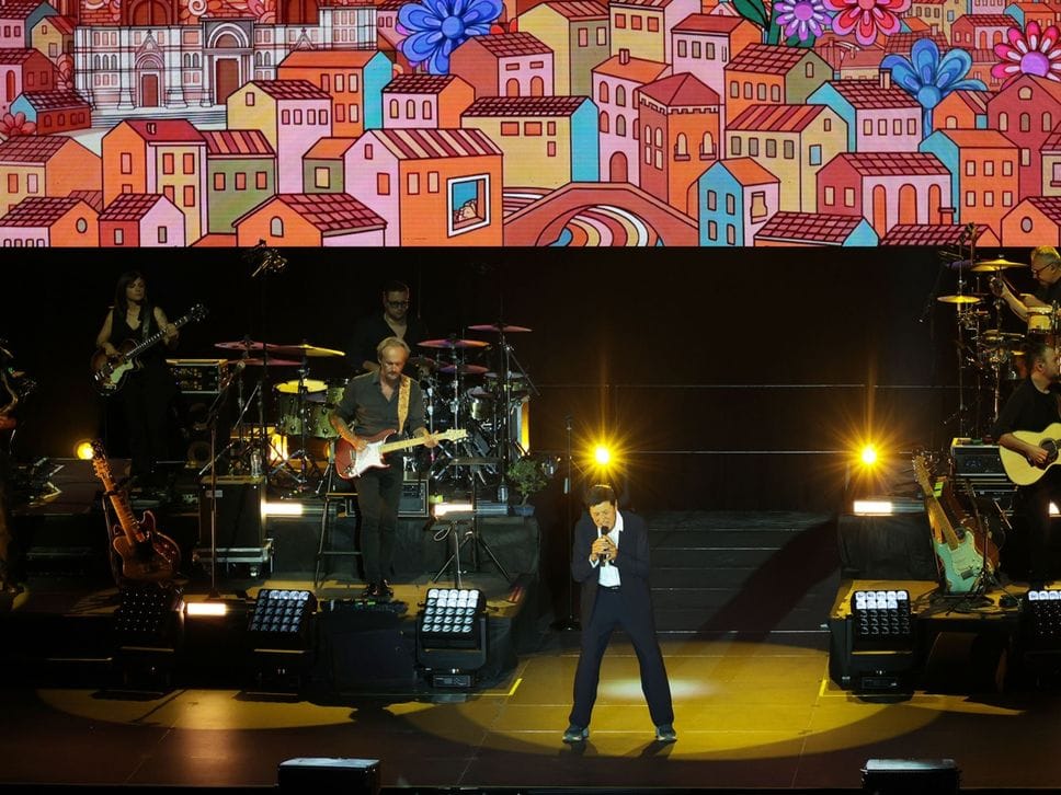 A Bergamo la grande festa di Gianni Morandi - Foto
