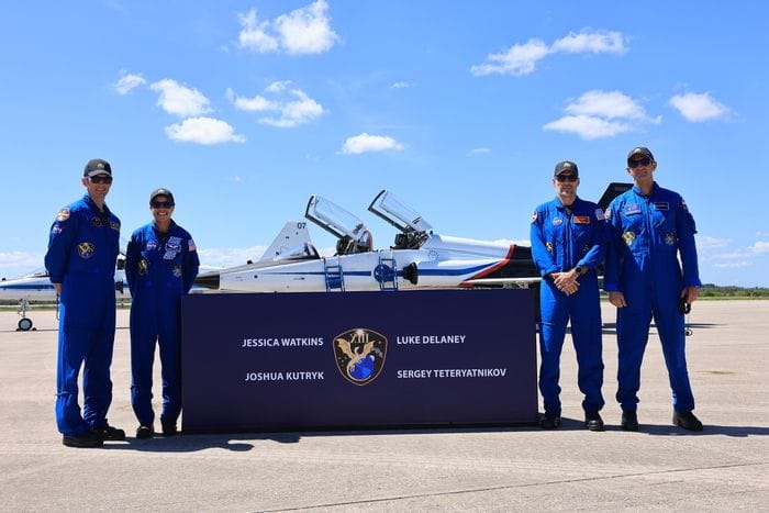 Ultimi preparativi per Crew 13, il nuovo equipaggio della Iss 