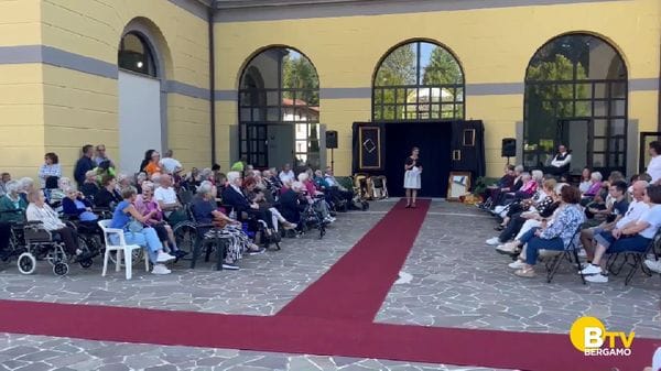 Un défilé chiude la settimana dell'Alzheimer: la bellezza oltre la malattia