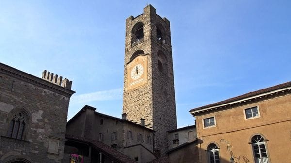 Campanone di Città Alta, riparato il guasto e ripristinati i cento rintocchi delle 22