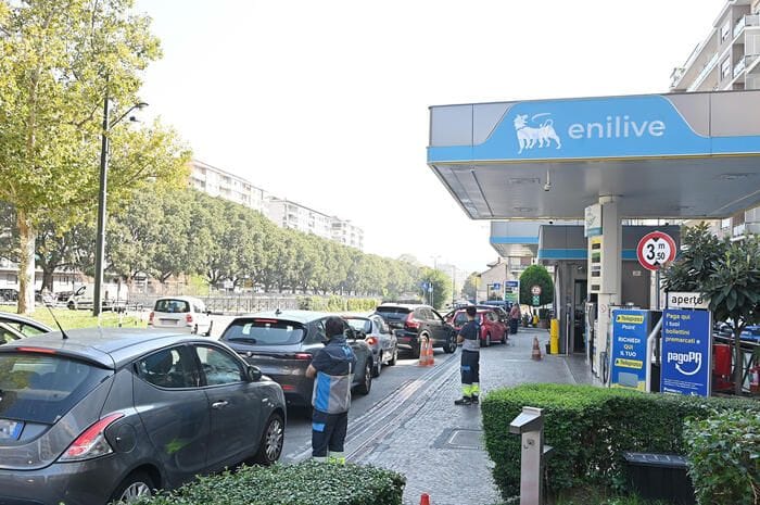 Fegica, 'il price cap deve essere messo dallo Stato, non dai privati'