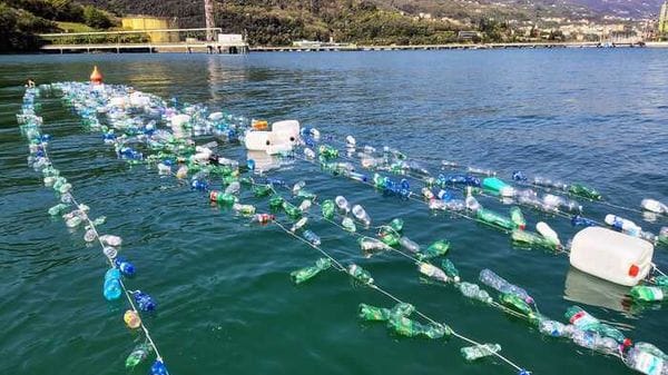 I radar satellitari aiutano a individuare i rifiuti di plastica in mare  VIDEO