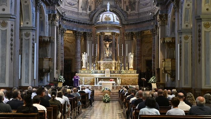 https://storage.ecodibergamo.it/media/photologue/2026/9/4/photos/cache/bastava-la-sua-presenza-per-portare-allegria-a-treviglio-lultimo-saluto-a-fr_920771ba-a867-11f1-b2b3-145618772c9a_1920_1080_v3_large_16_9.jpeg