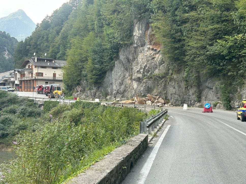 Olmo al Brembo, ha riaperto la statale: senso unico alternato