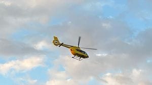 Costa Volpino, schianto in moto contro un palo: 19enne grave
