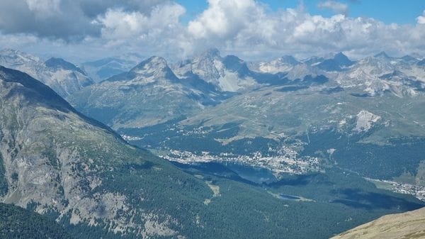 Engadina, un’escursione tra i ghiacciai che si ritirano