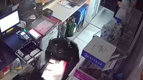 Spaccata in un bar di Arzago, rubate sigarette e gratta e vinci per 40mila euro