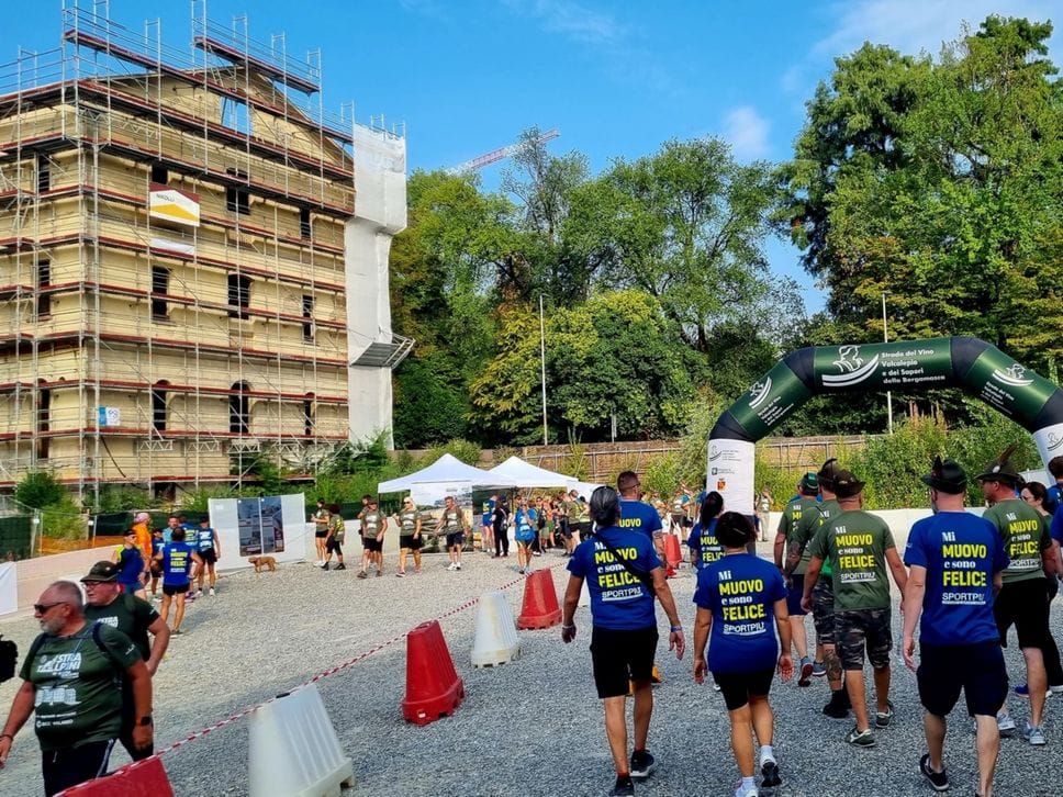 Bergamo, domenica tra Strabergamo, StraAlpini e Sbarazzo - Foto