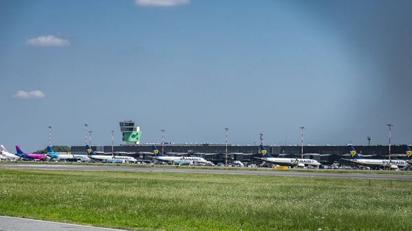 Guasto al traffico aereo nel Regno Unito, disagi anche a Orio al Serio