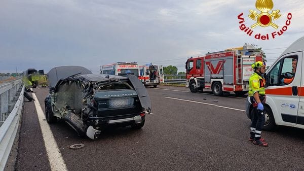 Maxi incidente sulla Brebemi, un morto e 9 feriti: autostrada chiusa
