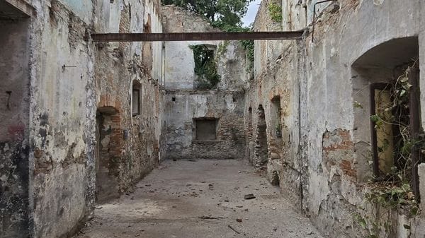 Torre Boldone, l’ex convento ripulito dopo 40 anni di degrado: ora gli scavi archeologici